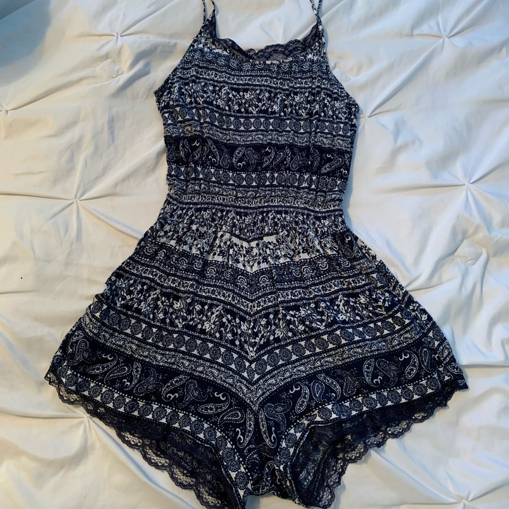 Patterned romper